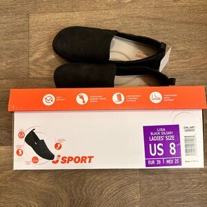 NWT J Sport Women's Lisa Casual Black Slip On Shoes Size 8